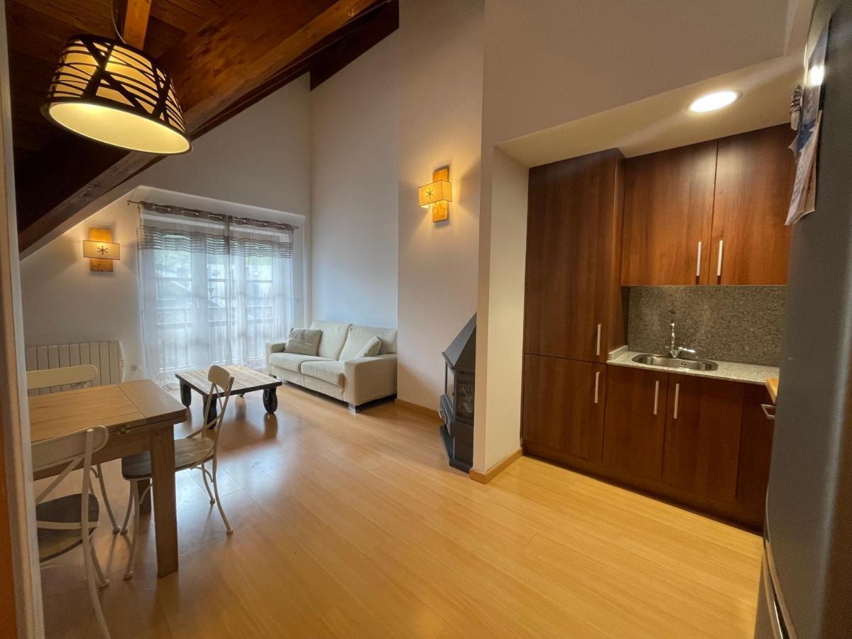 Ferienwohnung B31 - Urb. La Coma 3º - Villmor Benasque Exterior foto